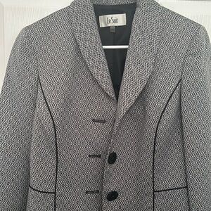 Le Suit two piece professional suit